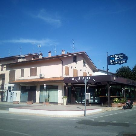 Sestosenso Food Drink Sleep Ristorante Pizzeria Alloggi Cesena Luaran gambar